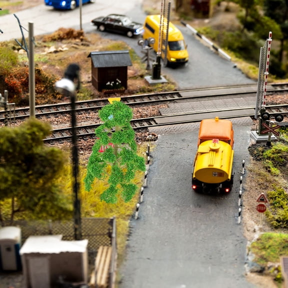 LOLIPPYY 10pcs Trees For Diorama Green Plastic Mini Trees For Diorama Projects Architectural Modeling