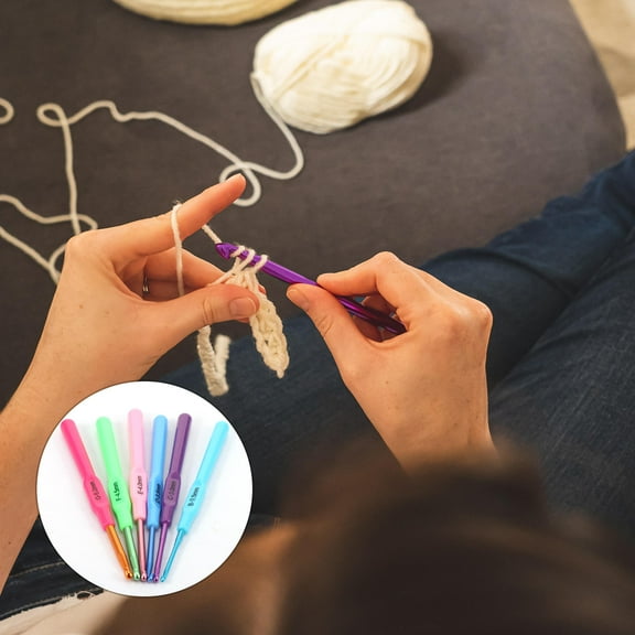 LOLIPPYY 12-Piece Assorted Yarn Needles with Size Markings for Knitting and Crochet Enthusiasts