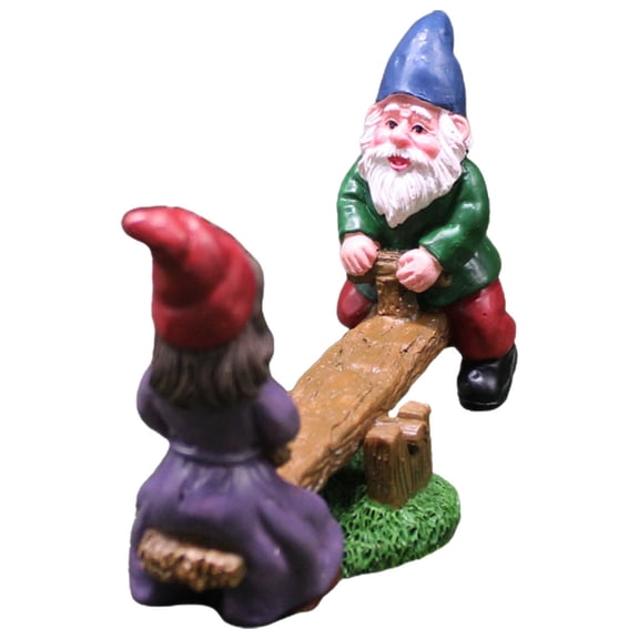 LOLIPPYY 1Set Small Lovely Gnomes Resin Craft Assorted Color Decorative Garden Gnome