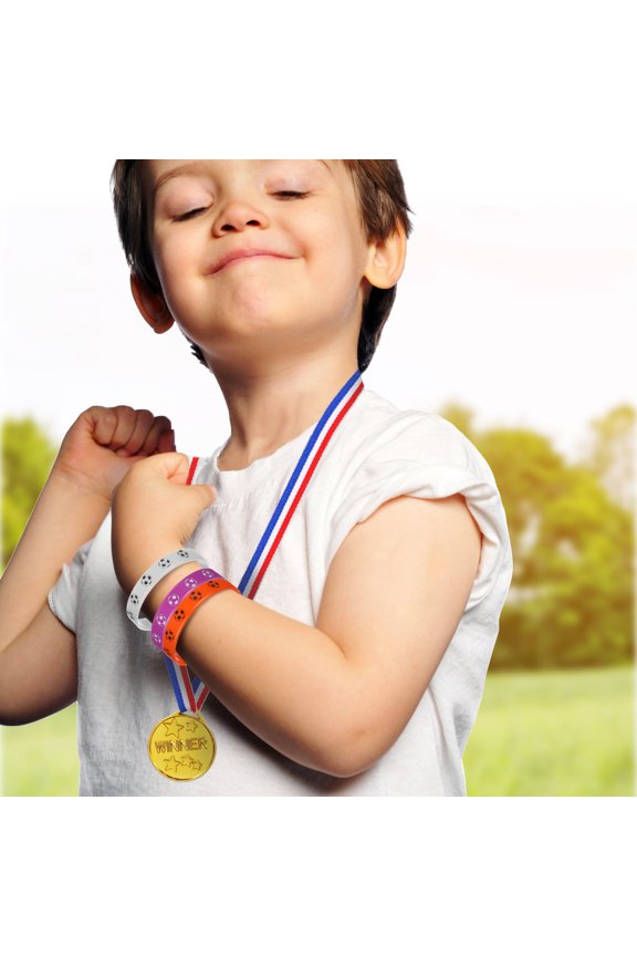 1Set Soccer Goodie Bags Stuffers with Vivid Designs Keychains Wristbands and Sports Medals