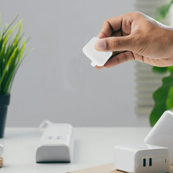 LOLIPPYY 20pcs White Plastic Outlet Safety Cover Outlet Protectors for