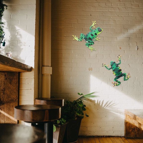 LOLIPPYY 2Pcs Artistic Iron Frogs Wall Hanging Decor Green Iron Craft for Home and Bar Decoration