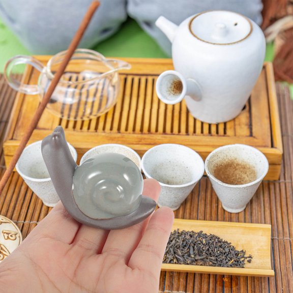 LOLIPPYY 2Pcs Coffee Color Ceramic Snail Figurine Fine Craftsmanship Desktop Decor