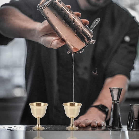 LOLIPPYY 2Pcs Copper Wine Goblet Set Golden Decorative Barware Perfect for Iced Beverages At Home