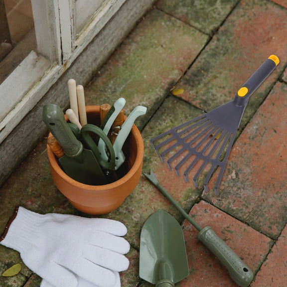 LOLIPPYY Leaf Rake Grey Plastic Lightweight Ergonomic Design for Gardening 2Pcs