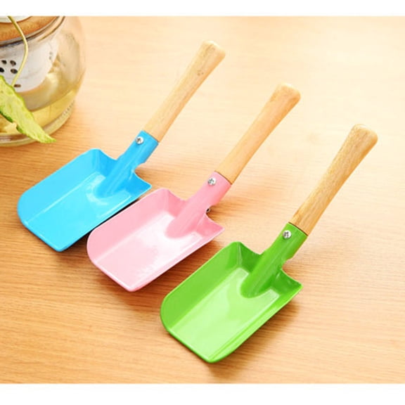 LOLIPPYY 2-Pack Iron Garden Scoops in Assorted Colors for Digging, Planting, and Soil Transplanting Tasks
