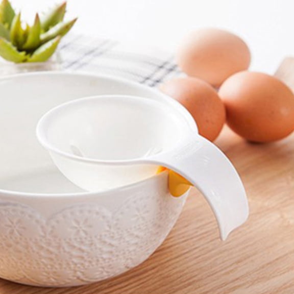 LOLIPPYY 2Pcs Portable Egg Separator Kitchen Gadget with Comfortable Grip for Cooking and Baking