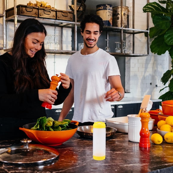 LOLIPPYY 2Pcs Sauce Bottle with Squeeze Top Plastic for Easy to Clean Household Users