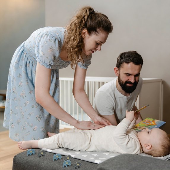 LOLIPPYY 30-Piece Mini Elephant Figurine Set for Desktop Decoration, Realistic Simulation Models for Home and Office Adornment