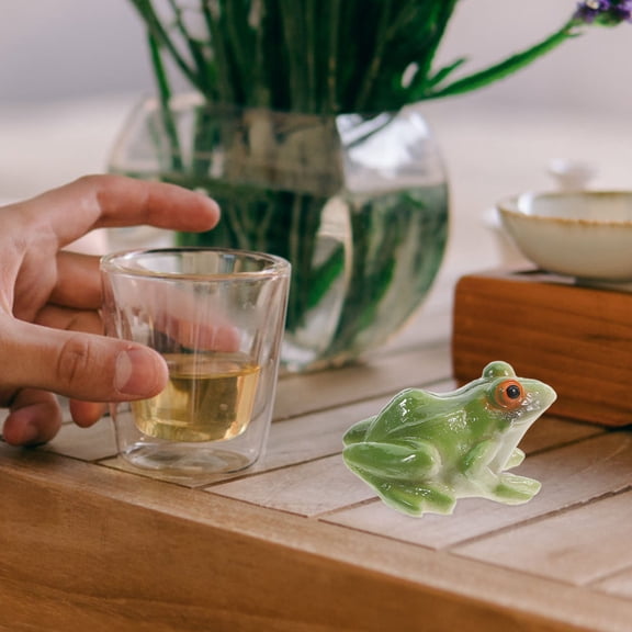 LOLIPPYY 3Pcs Bulk Mini Figurines Frog Shape Assorted Color Tiny Plastic Frogs for Yard Decor