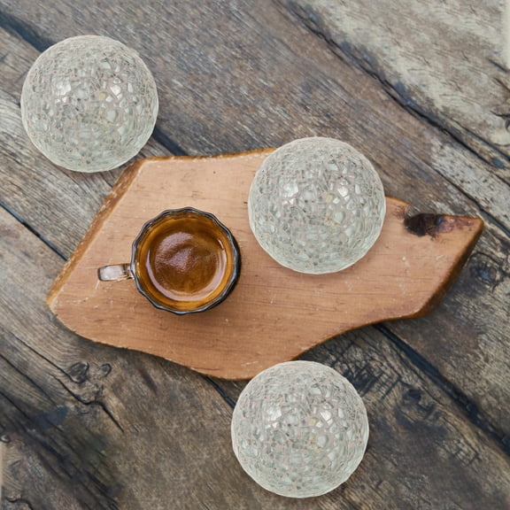 LOLIPPYY 3pcs Tabletop Ornaments White Glass Decorative Spheres Outdoor Decoration for Banquets