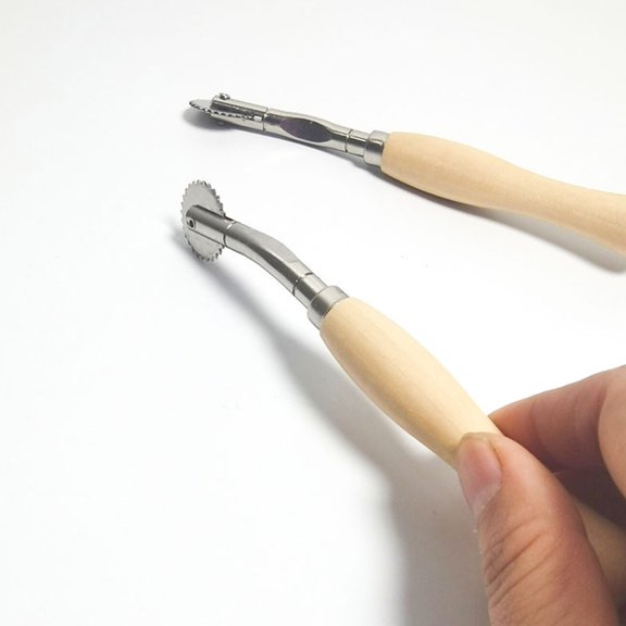 LOLIPPYY 3pcs Tailor Sewing Wheel Fabric Marking Tool with Wood Handle Alloy