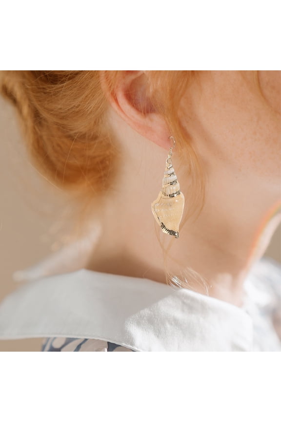 Acrylic Shell Earrings Pink Conch Design Durable Copper Material for Party Travel