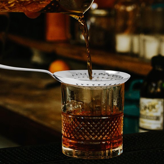 LOLIPPYY Barware Cocktail Strainer with Tightly Coiled Spring for Smooth Straining At Home