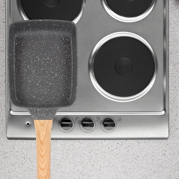 LOLIPPYY Black Aluminum Nonstick Frying Pan with Comfortable Wood Handle for Breakfast