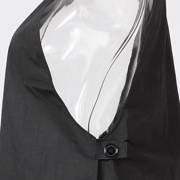 LOLIPPYY Black Barber Apron Protective Uniform with Breathable Fabric and Convenient Pockets
