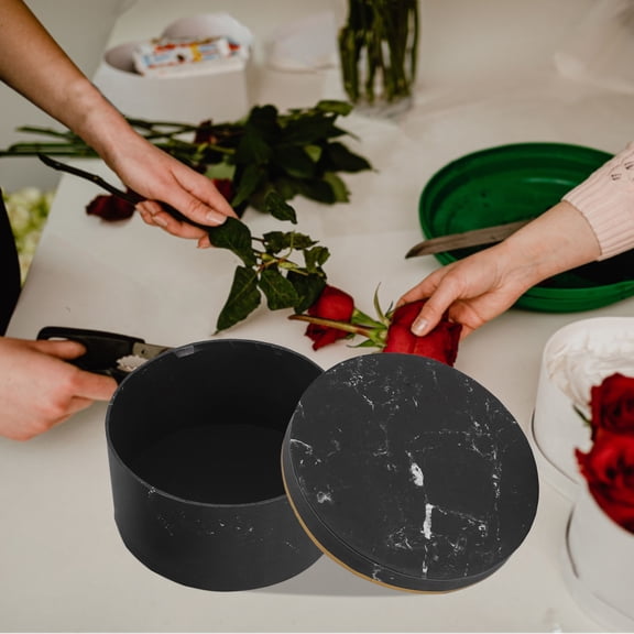 LOLIPPYY Black Round Flower Box with Lid for Stylish Bouquet Storage and Beautiful Floral Arrangement Display
