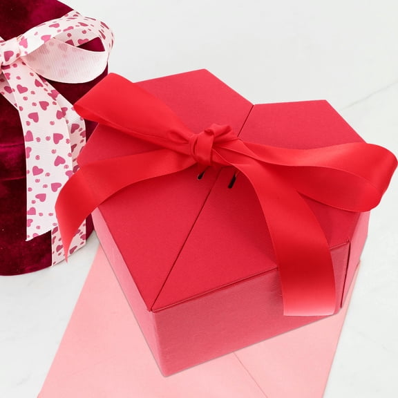 LOLIPPYY Bridesmaids Proposal Boxes Heart Shaped Box Red Presenting Gifts For Bridal Shower 1Pack