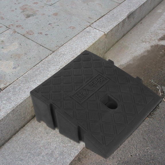 LOLIPPYY Car Curb Ramp Ramp Plastic Black 1Pcs for Wheelchairs and Vehicles
