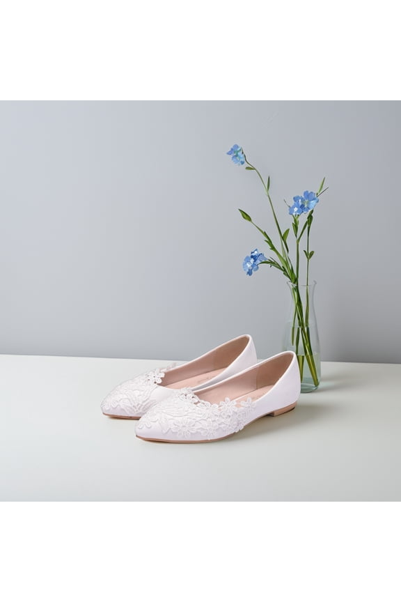 Elegant 1 Pair Lace Wedding Flats for Ladies Non Slip Sole and Easy to Wear