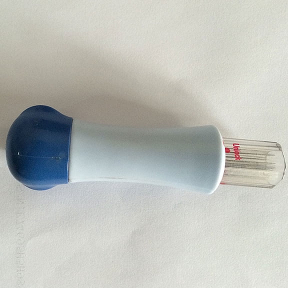 LOLIPPYY Felting Stitch Punch with Case Storage Ergonomic Design for Wool and Felt Craft