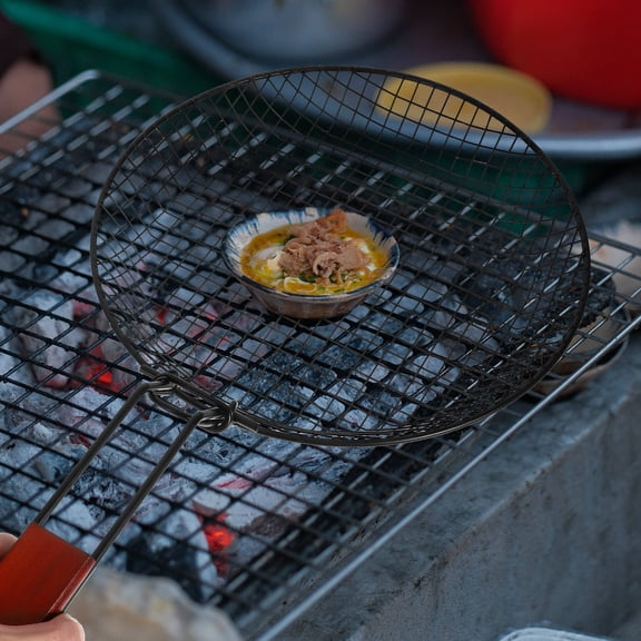 LOLIPPYY Carbon Steel Grill Basket with Foldable Handle for Outdoor Cooking - BBQ Accessory 1 Pack