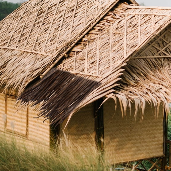 LOLIPPYY Lifelike Simulation Thatched Roof Brown Synthetic Thatch Roll for Outdoor Decoration