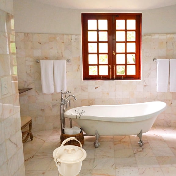 LOLIPPYY Womens Bedside Potty with Odor Isolation, Light Yellow Plastic, 1 Set for Convenient Nighttime Use