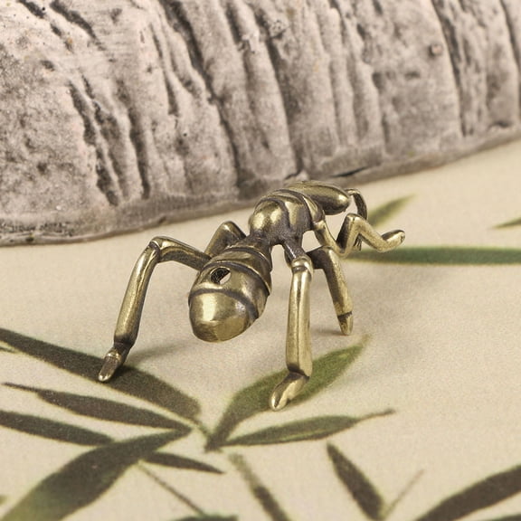 LOLIPPYY Retro Brass Ant Figurine with Vintage Look Decorative Animal Ornament for Home