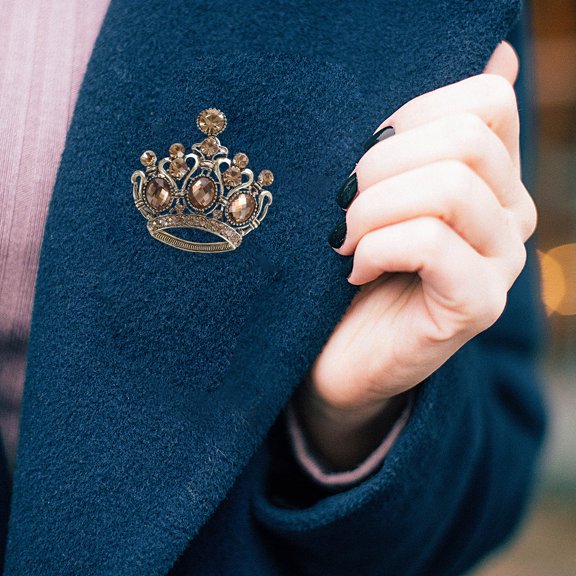 LOLIPPYY Multi-Color Alloy Brooch Pin for Clothing, Bags, and Accessories Decoration