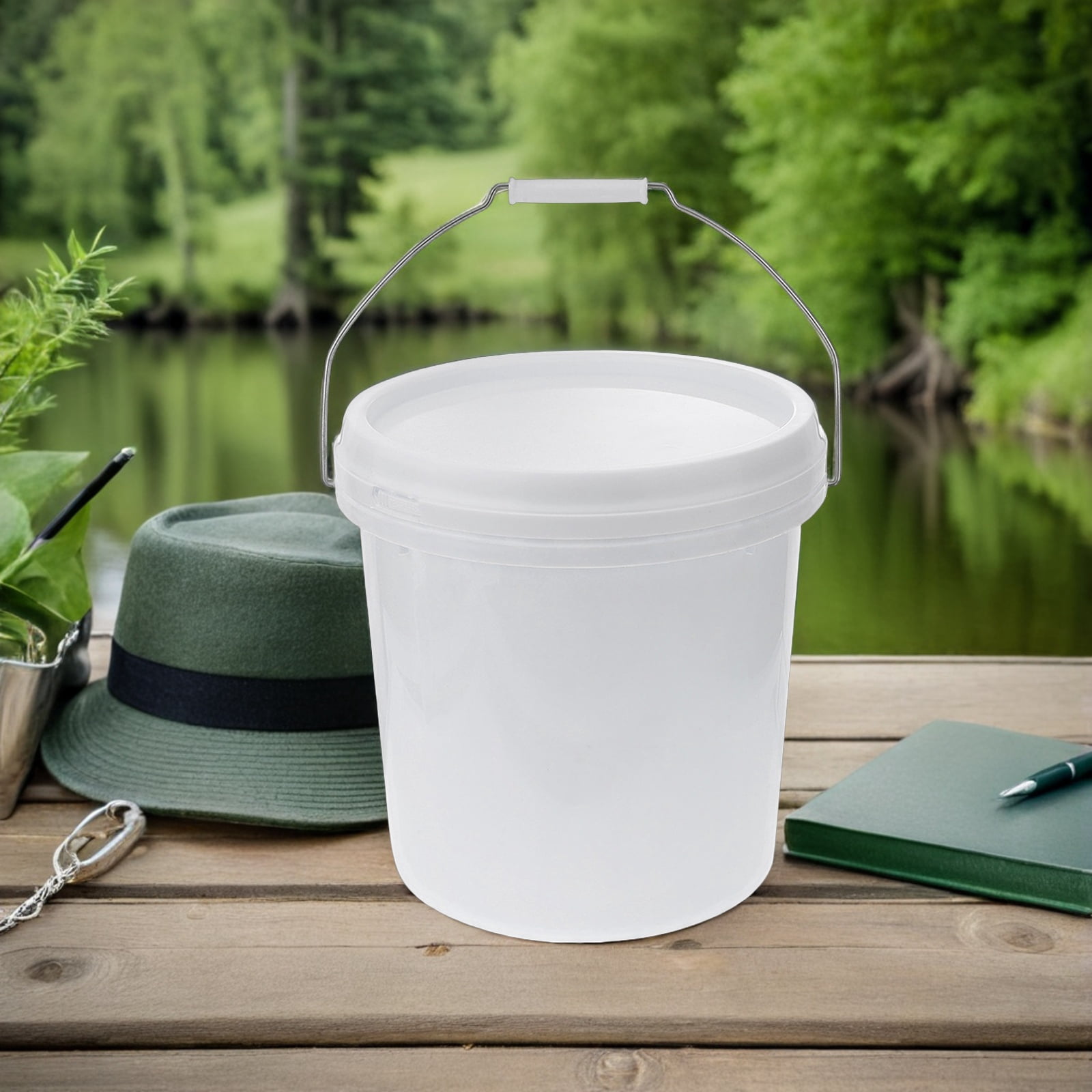 Weatherproof Storage Bucket LOLIPPYY White Plastic Airtight Storage Bucket with Lid and Handles for ...