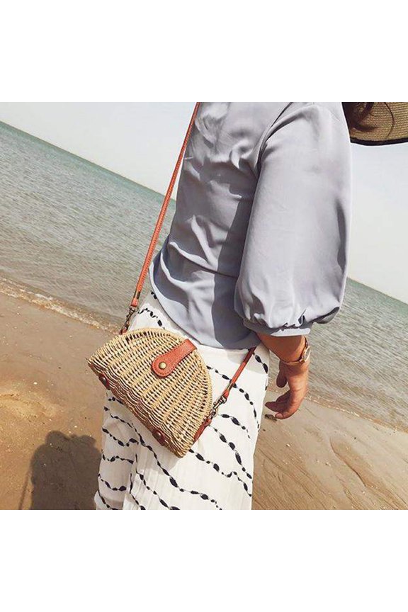 Woven Handbag Straw Beach Bag Light Brown Fabric Lined Magnetic Snap Design