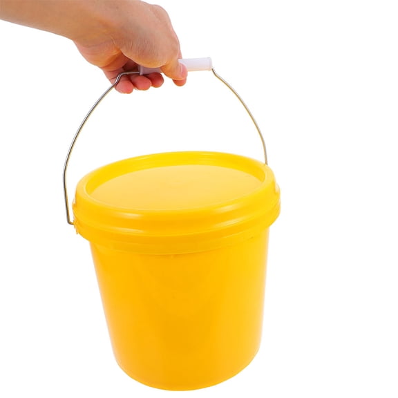 LOLIPPYY Yellow Plastic Storage Bucket with Leakproof Lid, Household Container for Liquids, Cleaning, and General Storage Use