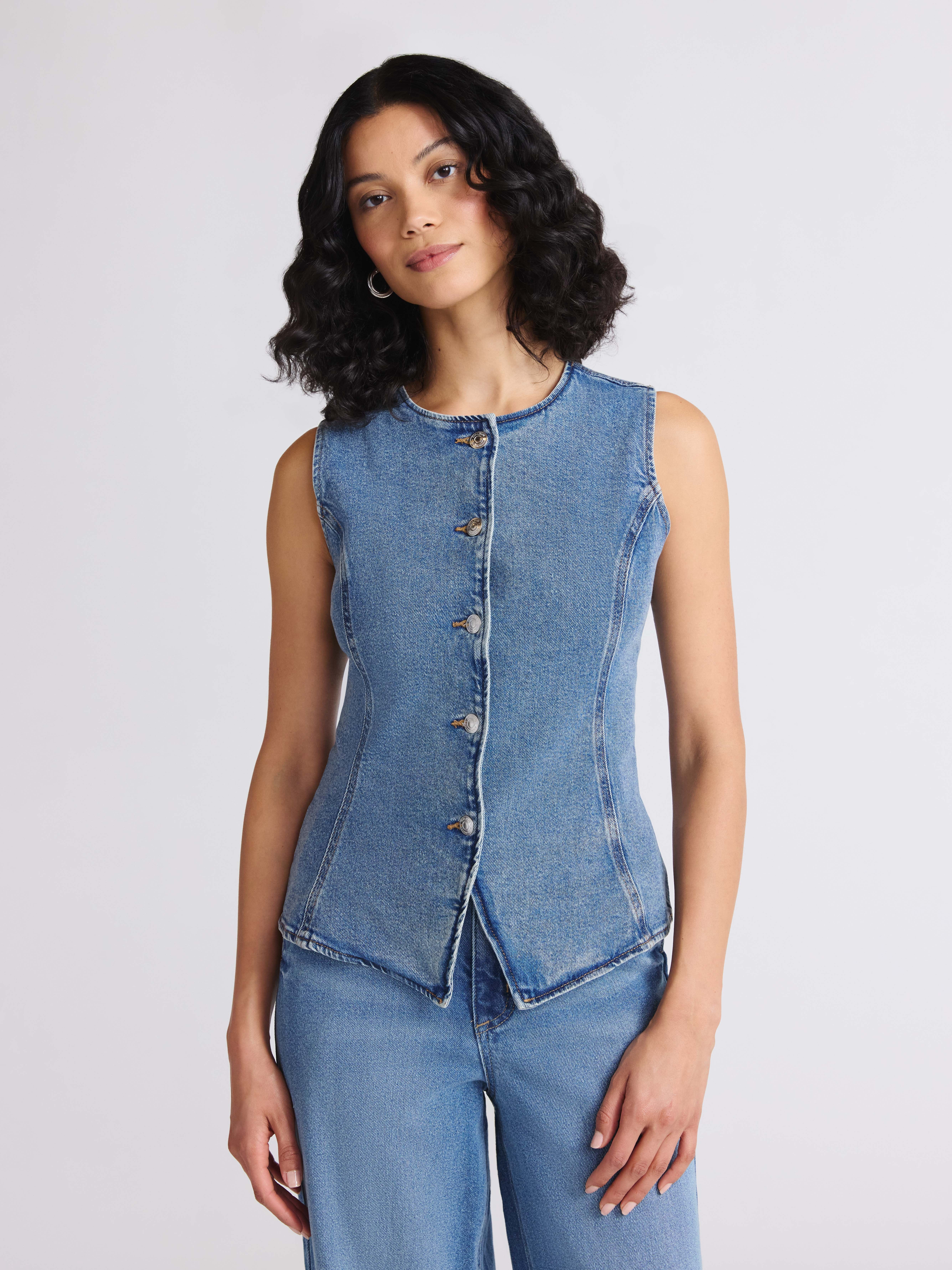 Sofia by Sofia Vergara Women's Scoop Neck Vest, Sizes XS-XXXL