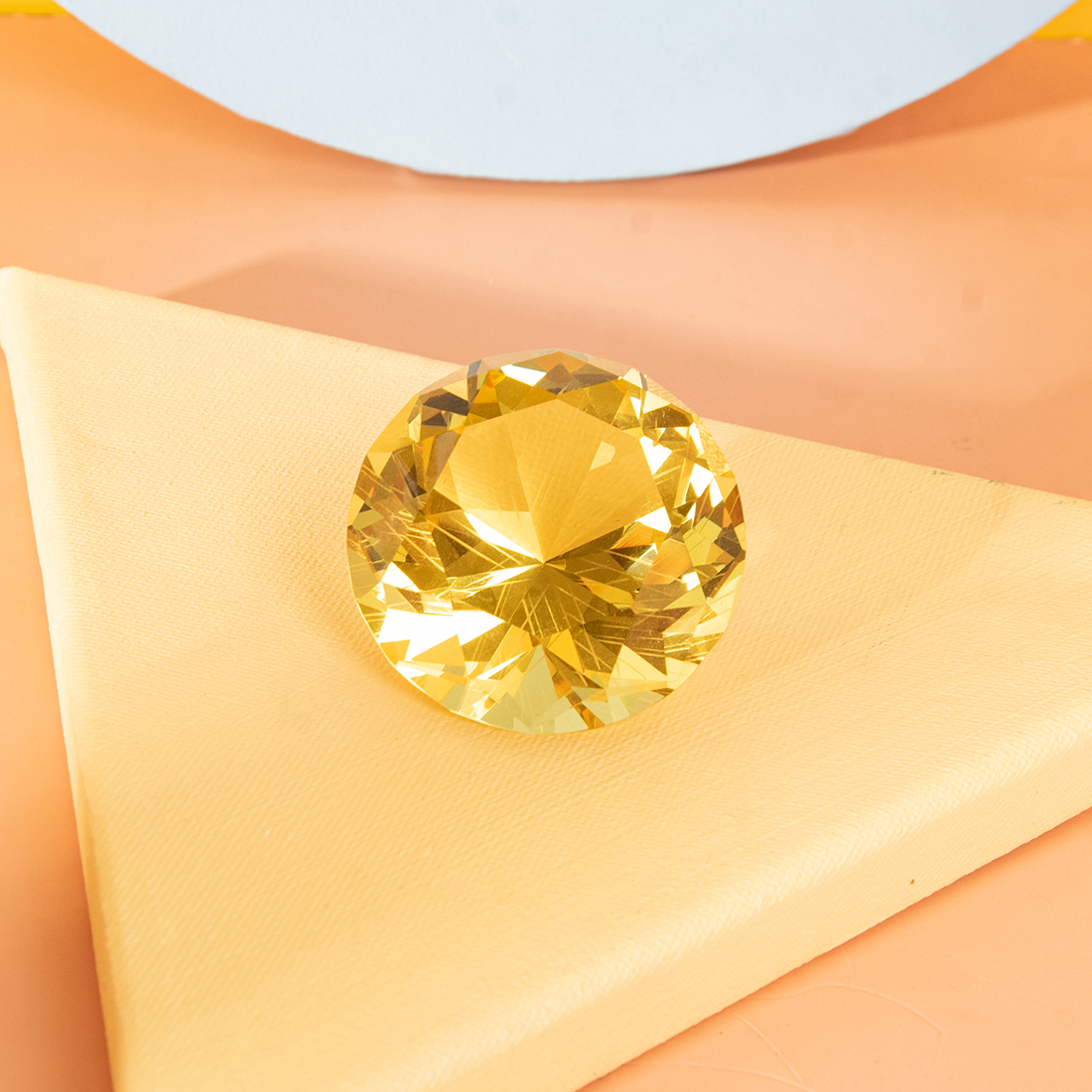 LONGWIN 50mm (2") Crystal Faceted Diamond Paperweight Wedding Favor