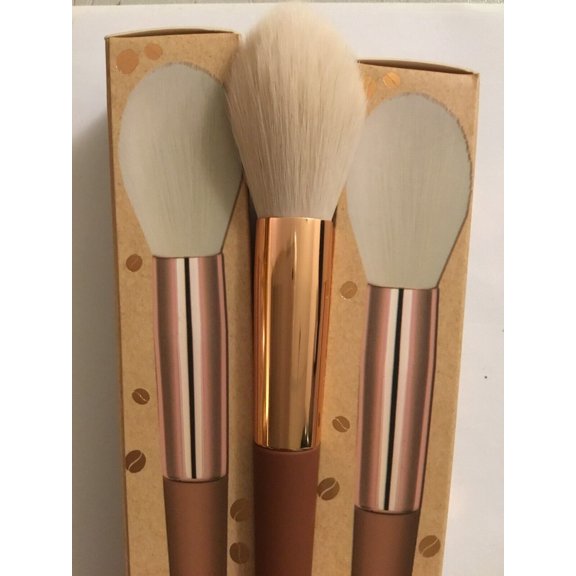 LOT OF 3 essence | Coffee to Glow Scented Highlighter Brush Super Soft & Extra,  Vegan & Cruelty Free.
