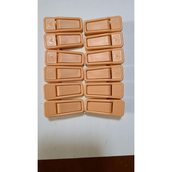 LOT OF 36 - JOY MANGANO HUGGABLE HANGER CLIPS (Peach)
