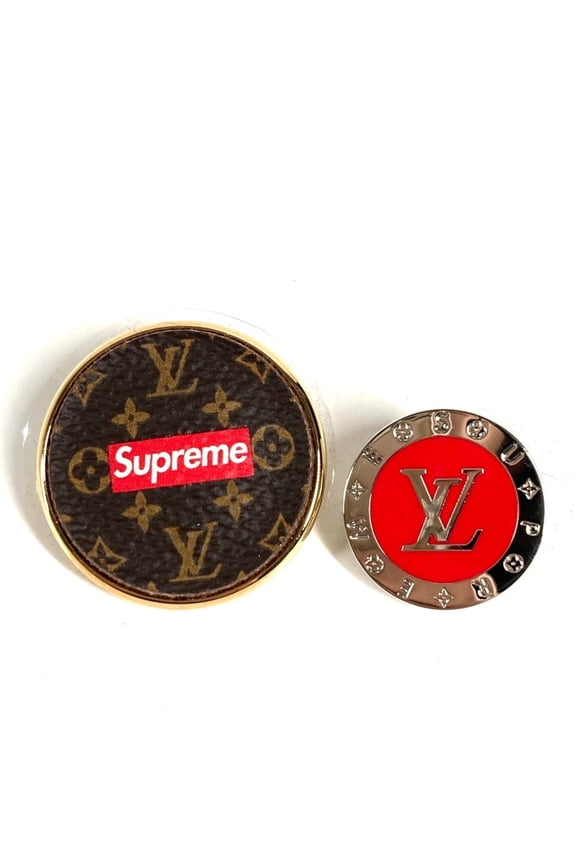 Pre-Owned LOUIS VUITTON x Supreme Collaboration Monogram Box Logo Brooch Set (2 pieces) -...