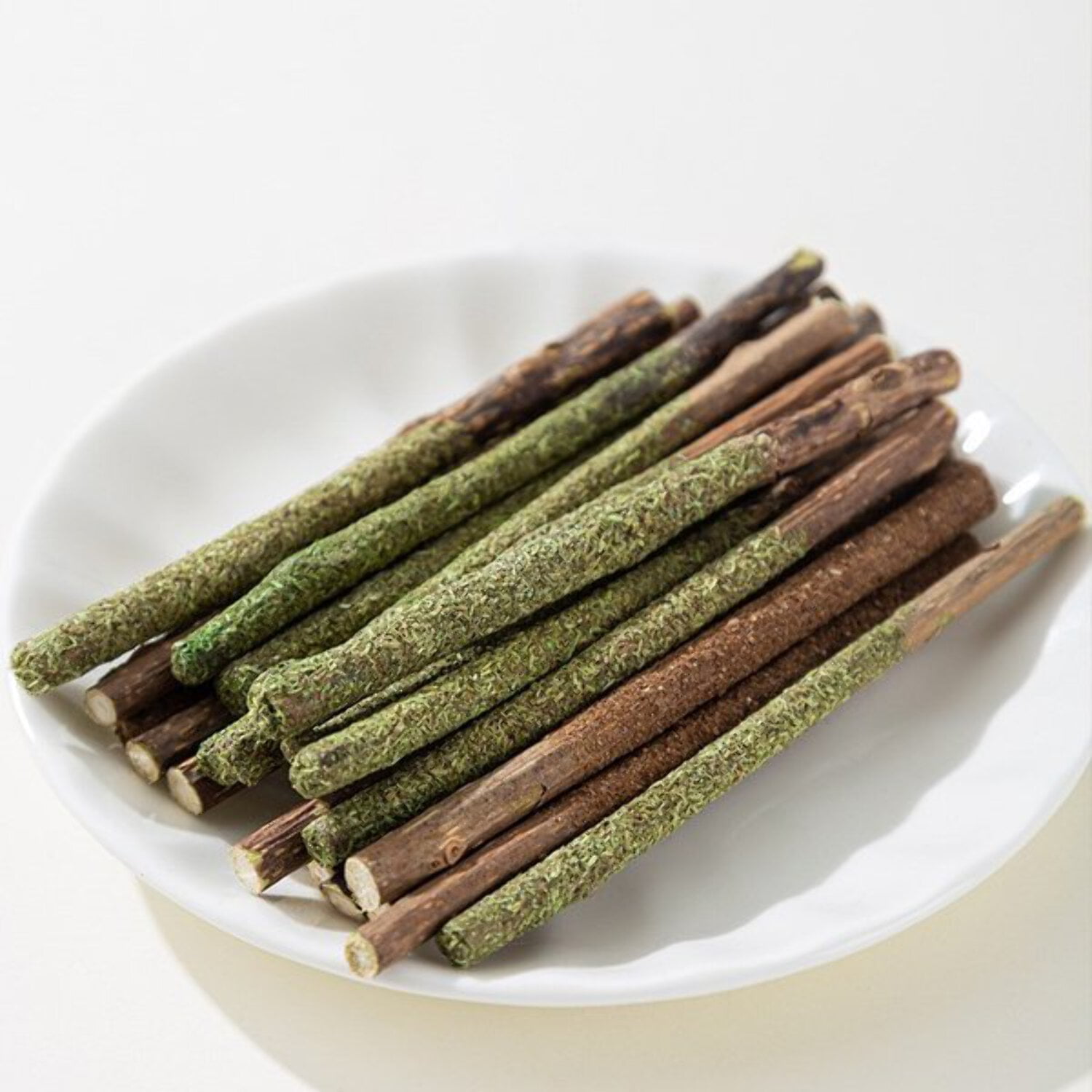 LOVELY CAVES Catnip Silvervine Chew Sticks Cat Toy (12 Count)