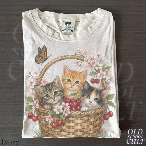 LOVETEE Vintage Cute Kittens Cherry Basket 90s Graphic Tshirt, Retro Comfort Colors® Cottagecore Floral Cat Unisex Shirt, Grey L