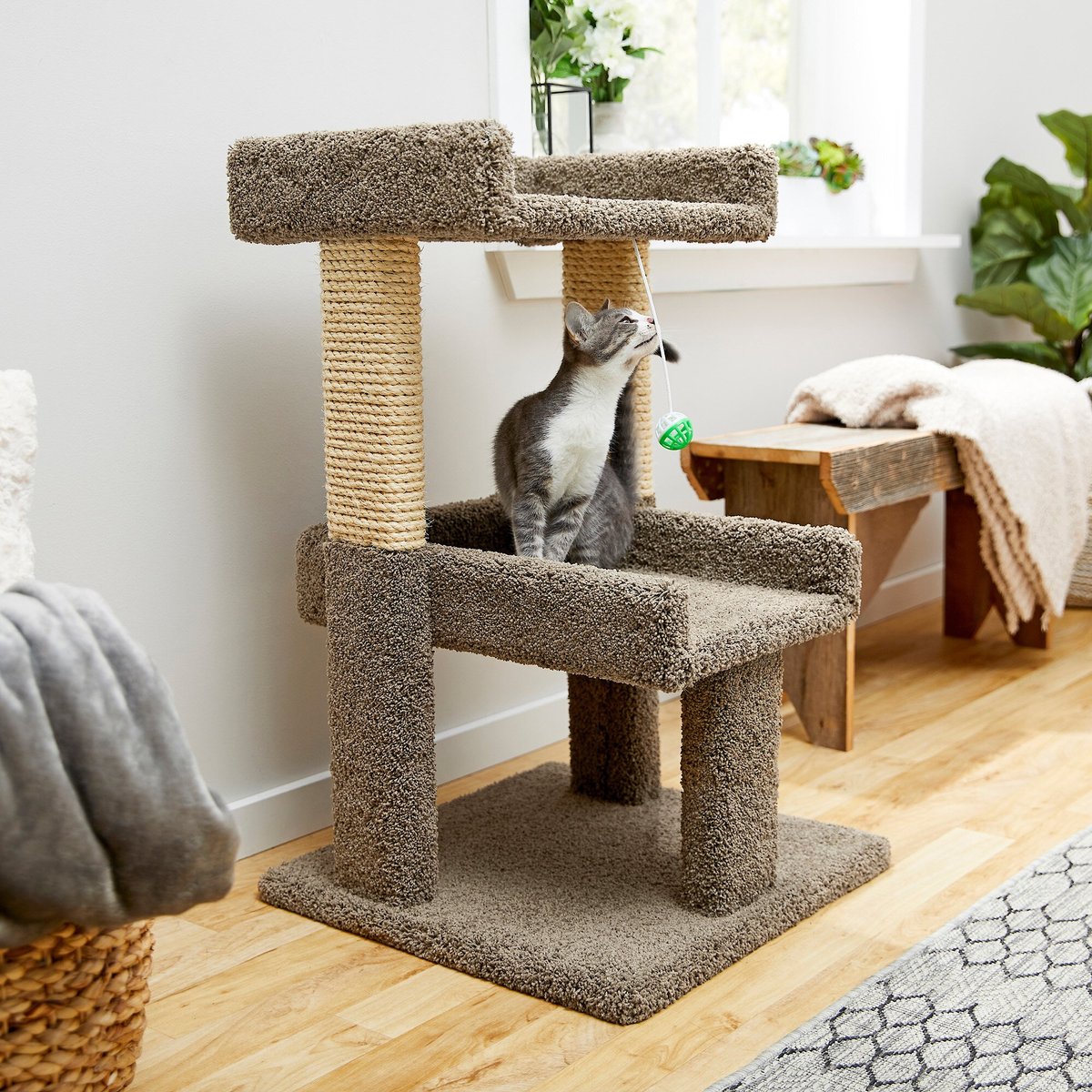 LQQ 32in Real Carpet Wooden Cat Tree with Toy