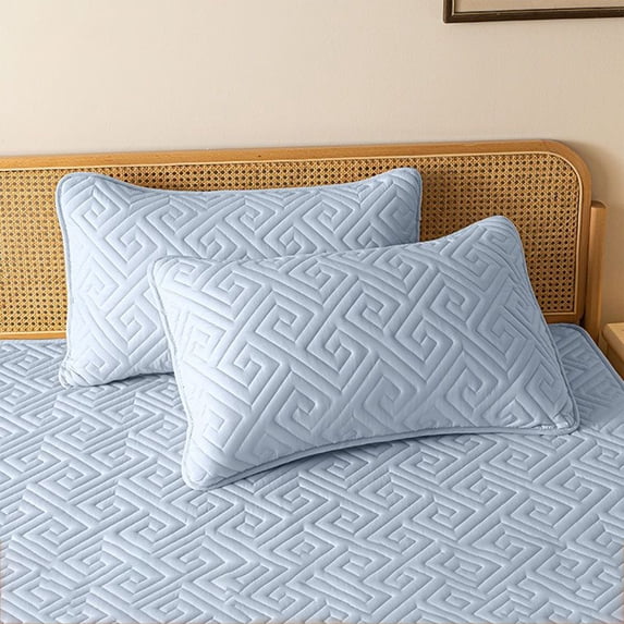 LSLJS Pillow Protectors Standard Size 2Pcs Fiber Core Isolation Waterproof Pillow Covers Soft Quiet Zip Pillow Cases Hypoallergenic Bed Bug & Dust Mite Household 29x18.9"