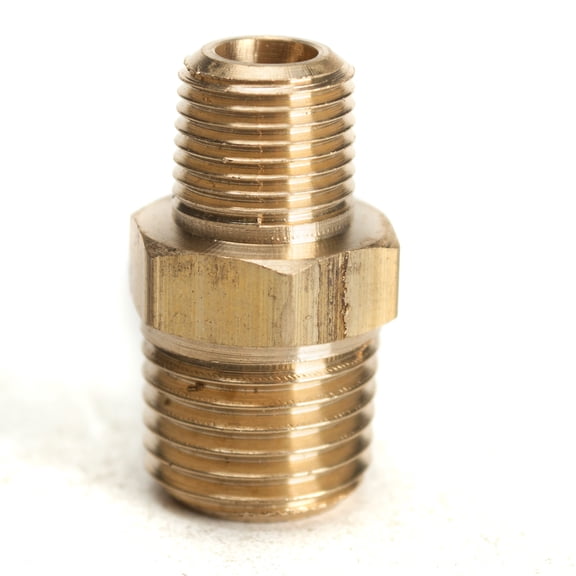 LTWFITTING Brass Pipe Hex Reducing Nipple Fitting 1/4 Inch x 1/8 Inch Male NPT(Pack of 30)