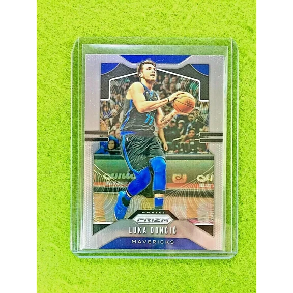 LUKA DONCIC PRIZM CARD JERSEY #77 DALLAS MAVERICKS 2019 Panini Prizm Basketball