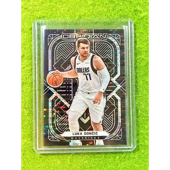 LUKA DONCIC PULSAR PRIZM CARD MAVERICKS 2020-21 Panini Obsidian Luka Doncic ASIA