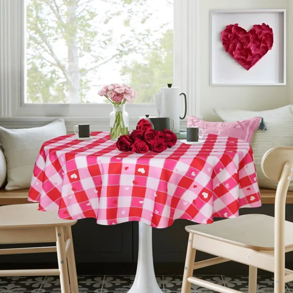 LUSHVIDA Valentine's Day Round Tablecloth- 60 inch-Polyester Checkered Heart Pattern Tablecloth, Table Cover Protector for Valentine,Wedding Decoration Use, Red & White