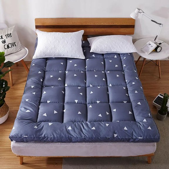 LUVCMFT Quilted Fitted Mattress Pad, Thick Mattress Topper, Breathable Fluffy Mattress Cover Padded, Mattress Protector with Overfilled Down Filling, Triangles, Full Size