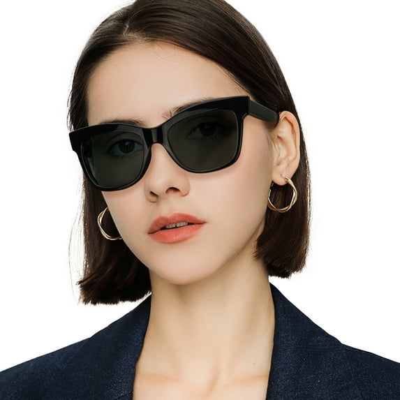 LVIOE Vintage Cat Eye Sunglasses for Women Fashion Small Cateye Polarized Sunglasses
