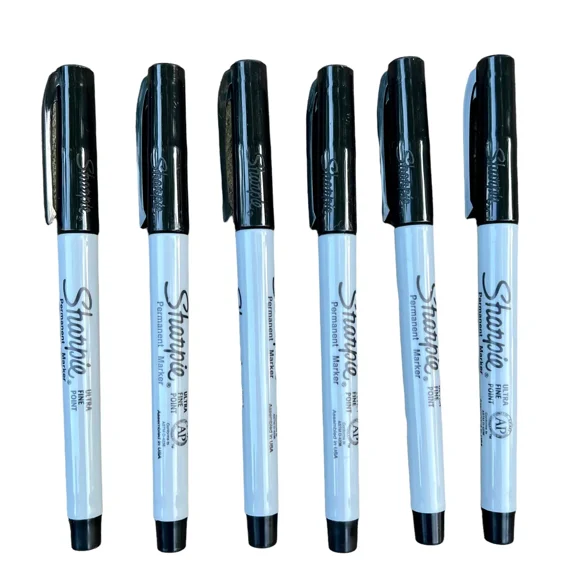 LYSSA -Sharpie Ultra Fine Point 6 Count Permanent Markers Black Precision 37121