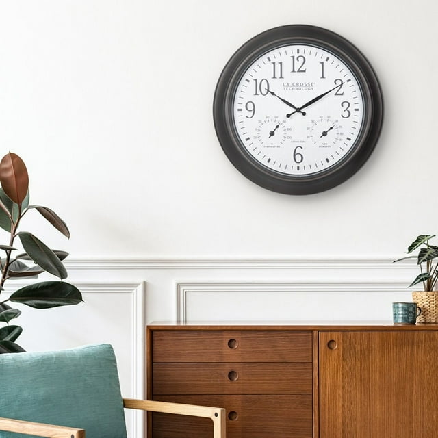 La Crosse Technology La Crosse 404-89027-INT 18" Outdoor Brown Atomic Analog Temp Clock
